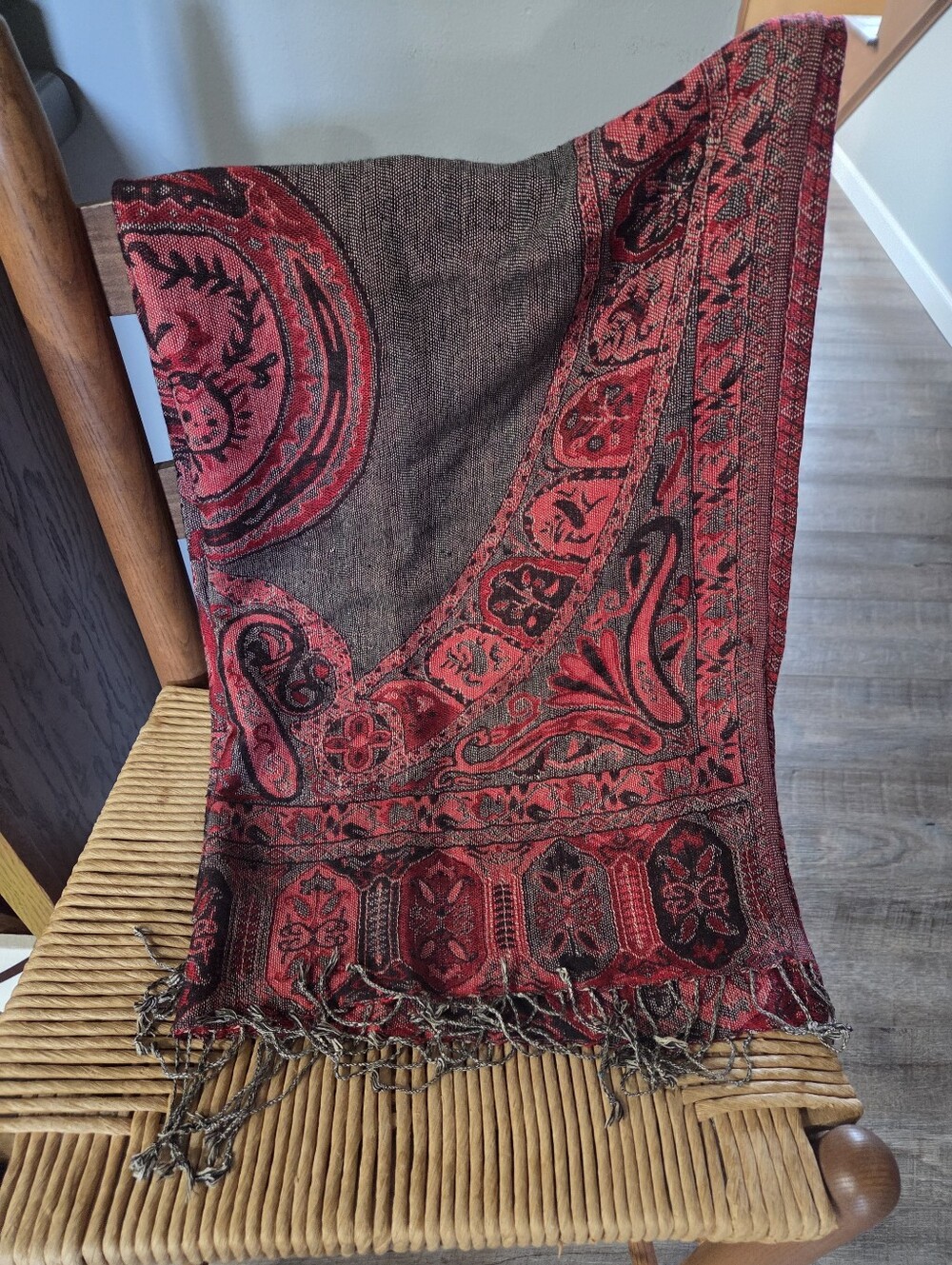 PASHMINA WRAP LIKE NEW!!
